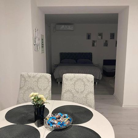 Apartment Centar Of City Mostar Extérieur photo